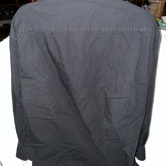 Gentry Single Needle Tailoring Button Up Shirt - Picture 4 of 9